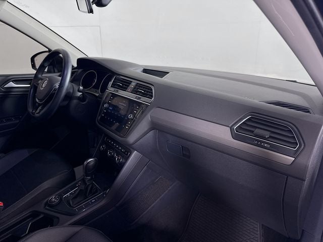 2019 Volkswagen Tiguan 2.0T SE 4Motion w/ HEATED SEATS