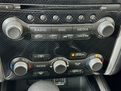 2020 Nissan Pathfinder SV 4WD w/ TRAILERING PKG