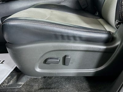 2020 Nissan Pathfinder SV 4WD w/ TRAILERING PKG