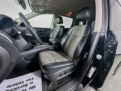 2020 Nissan Pathfinder SV 4WD w/ TRAILERING PKG