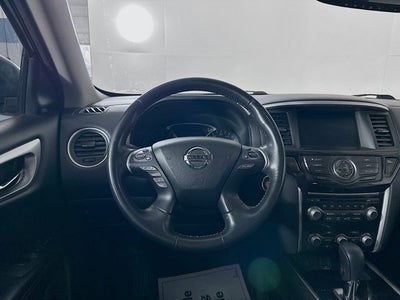 2020 Nissan Pathfinder SV 4WD w/ TRAILERING PKG