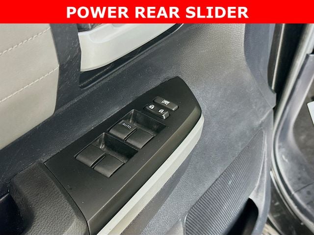 2015 Toyota Tundra Limited CrewMax w/ HEATED LEATHER