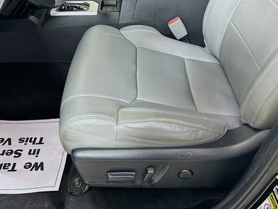 2015 Toyota Tundra Limited CrewMax w/ HEATED LEATHER