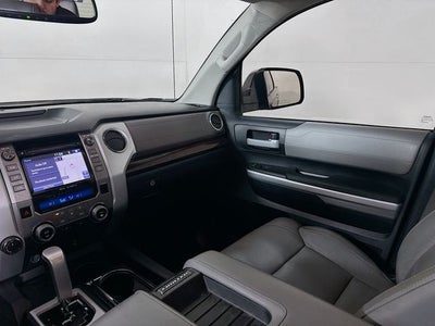 2015 Toyota Tundra Limited CrewMax w/ HEATED LEATHER