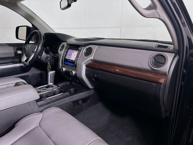 2015 Toyota Tundra Limited CrewMax w/ HEATED LEATHER