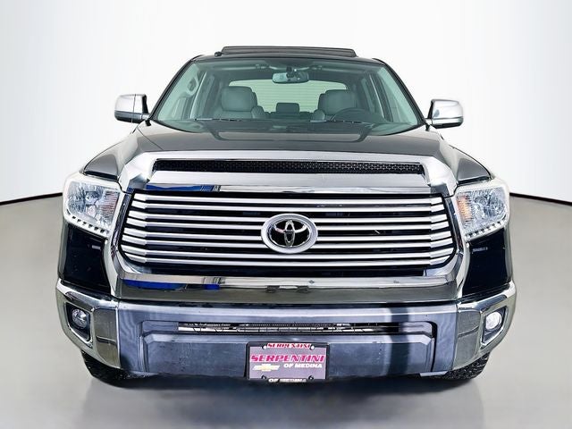 2015 Toyota Tundra Limited CrewMax w/ HEATED LEATHER