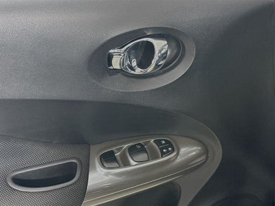 2014 Nissan Juke S AWD w/ ONLY 68K MILES