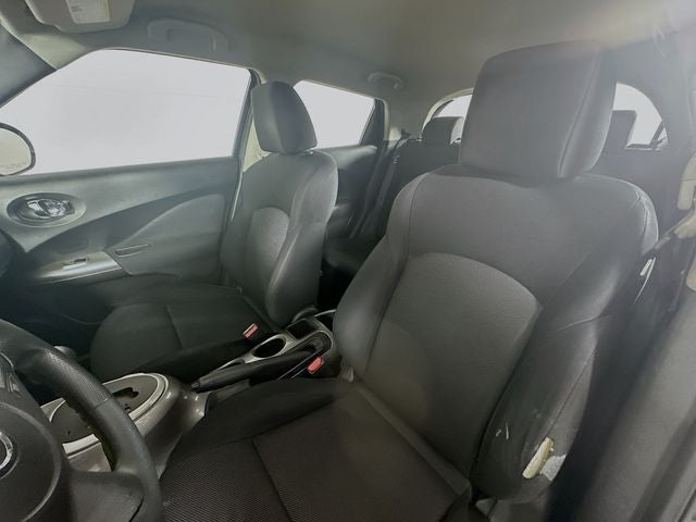 2014 Nissan Juke S AWD w/ ONLY 68K MILES
