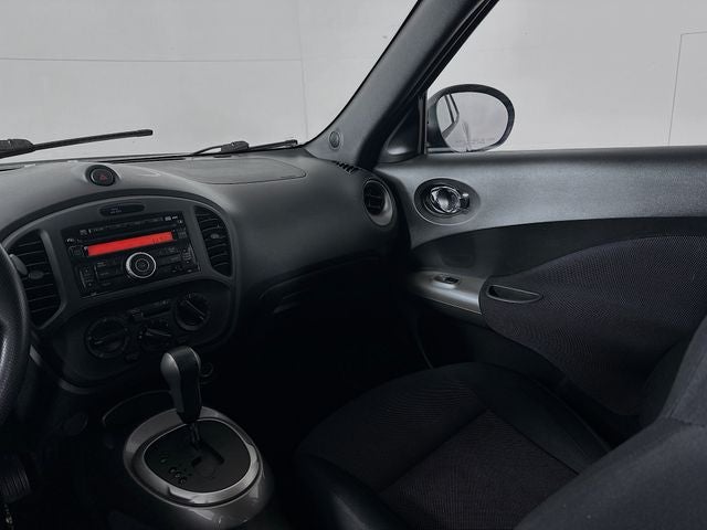 2014 Nissan Juke S AWD w/ ONLY 68K MILES