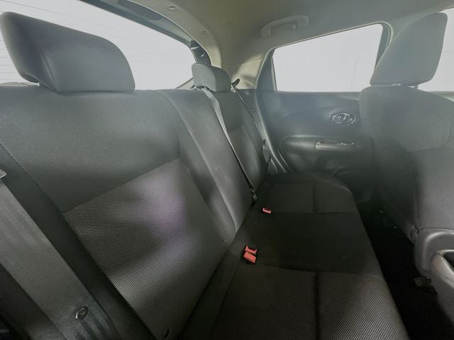 2014 Nissan Juke S AWD w/ ONLY 68K MILES