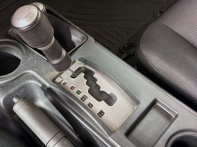 2013 Toyota FJ Cruiser 4WD w/ ONLY 51K MILES