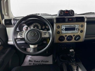 2013 Toyota FJ Cruiser 4WD w/ ONLY 51K MILES