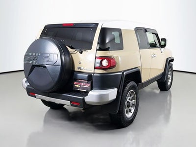 2013 Toyota FJ Cruiser 4WD w/ ONLY 51K MILES
