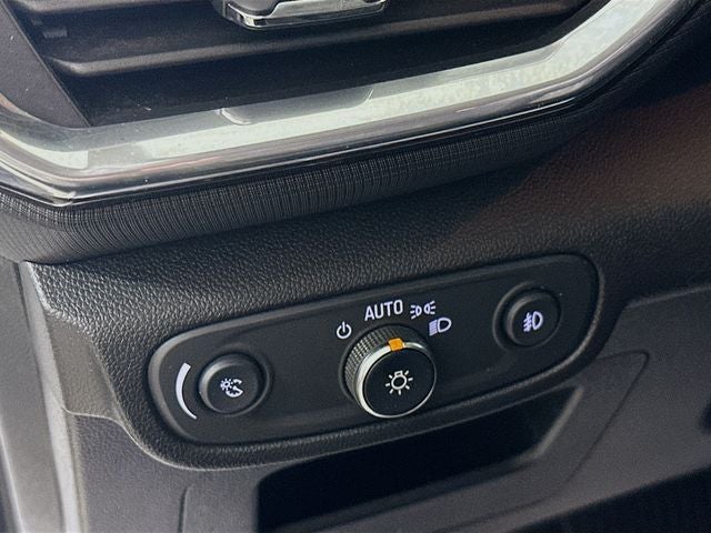 2022 Chevrolet TrailBlazer LT w/ HEATED SEATS