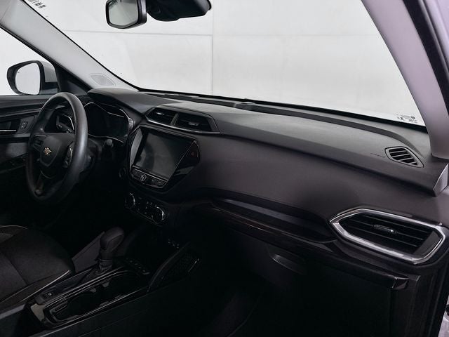 2022 Chevrolet TrailBlazer LT w/ HEATED SEATS