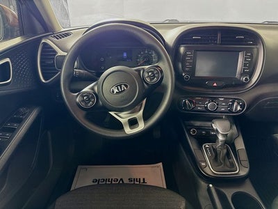 2020 Kia Soul S w/ APPLE CARPLAY