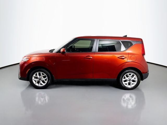 2020 Kia Soul S w/ APPLE CARPLAY
