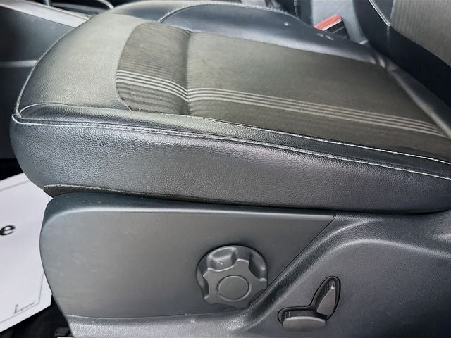 2019 Ford EcoSport SES 4WD w/ HEATED SEATS & WHEEL
