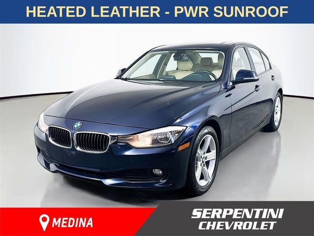 2013 BMW 3 Series 320i xDrive w/ HEATED LEATHER