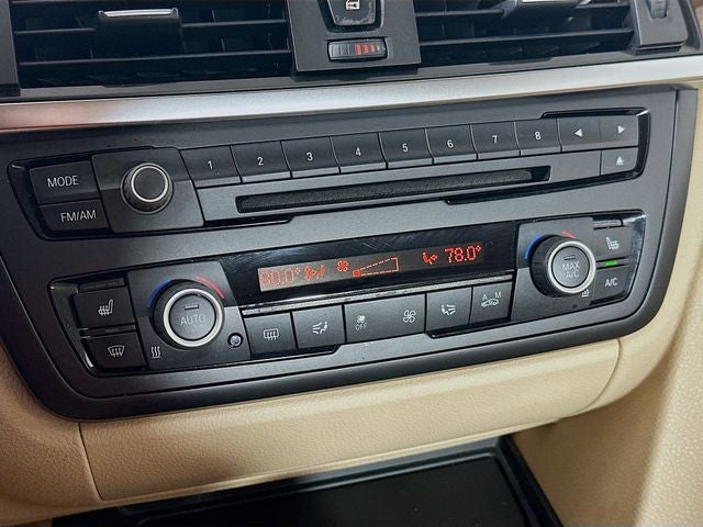 2013 BMW 3 Series 320i xDrive w/ HEATED LEATHER