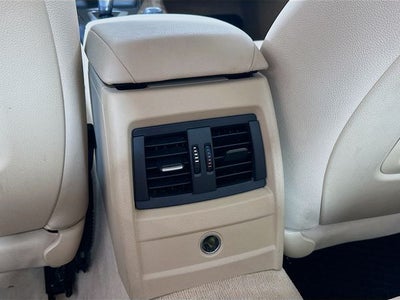 2013 BMW 3 Series 320i xDrive w/ HEATED LEATHER