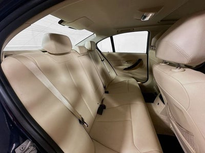 2013 BMW 3 Series 320i xDrive w/ HEATED LEATHER