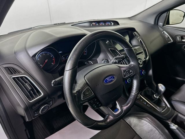 2016 Ford Focus RS w/ RECARO SEATS