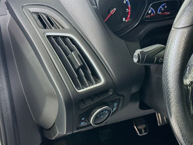 2016 Ford Focus RS w/ RECARO SEATS