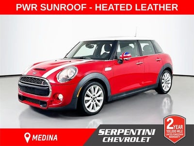 2019 MINI Cooper S Signature w/ MOONROOF