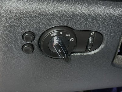 2019 MINI Cooper S Signature w/ MOONROOF