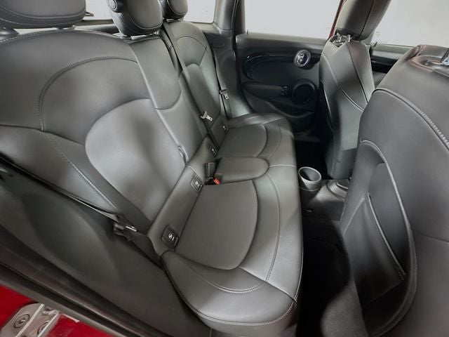 2019 MINI Cooper S Signature w/ MOONROOF