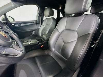 2018 Porsche Macan S AWD w/ PANORMIC ROOF