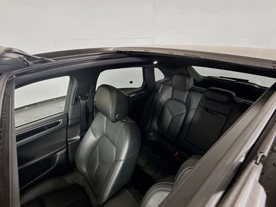 2018 Porsche Macan S AWD w/ PANORMIC ROOF