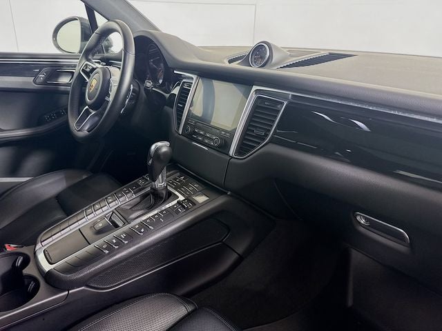 2018 Porsche Macan S AWD w/ PANORMIC ROOF