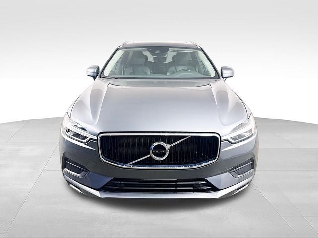 2020 Volvo XC60 T5 Momentum AWD w/ PWR SUNROOF