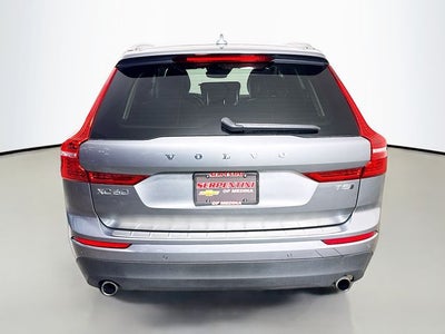 2020 Volvo XC60 T5 Momentum AWD w/ PWR SUNROOF