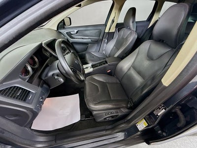 2012 Volvo XC60 T6 AWD w/ ONLY 53K MILES