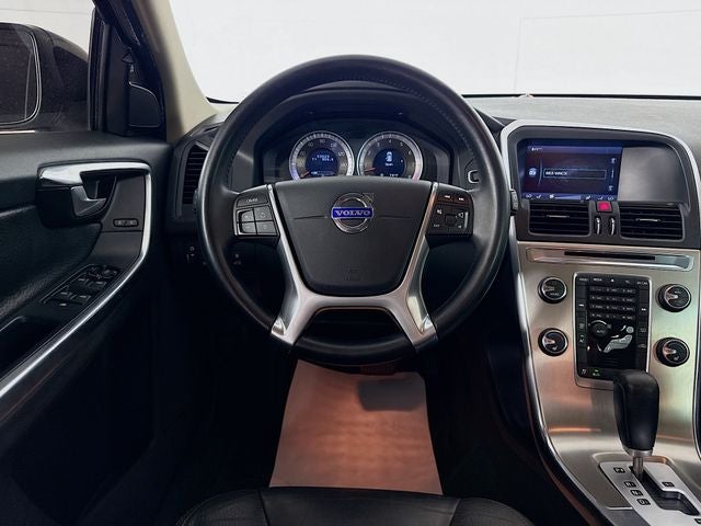 2012 Volvo XC60 T6 AWD w/ ONLY 53K MILES