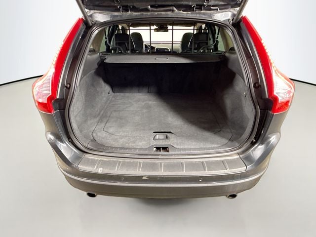 2012 Volvo XC60 T6 AWD w/ ONLY 53K MILES