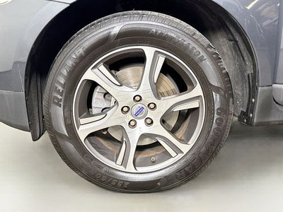 2012 Volvo XC60 T6 AWD w/ ONLY 53K MILES