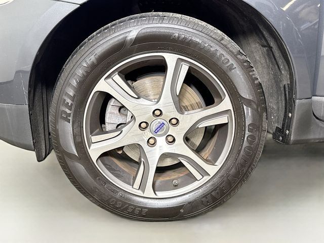 2012 Volvo XC60 T6 AWD w/ ONLY 53K MILES