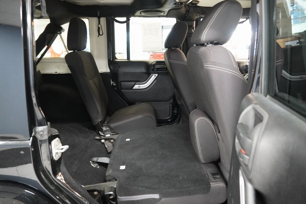 2014 Jeep Wrangler Unlimited Sahara 4X4
