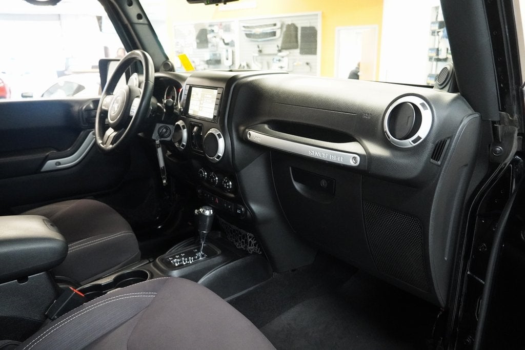 2014 Jeep Wrangler Unlimited Sahara 4X4