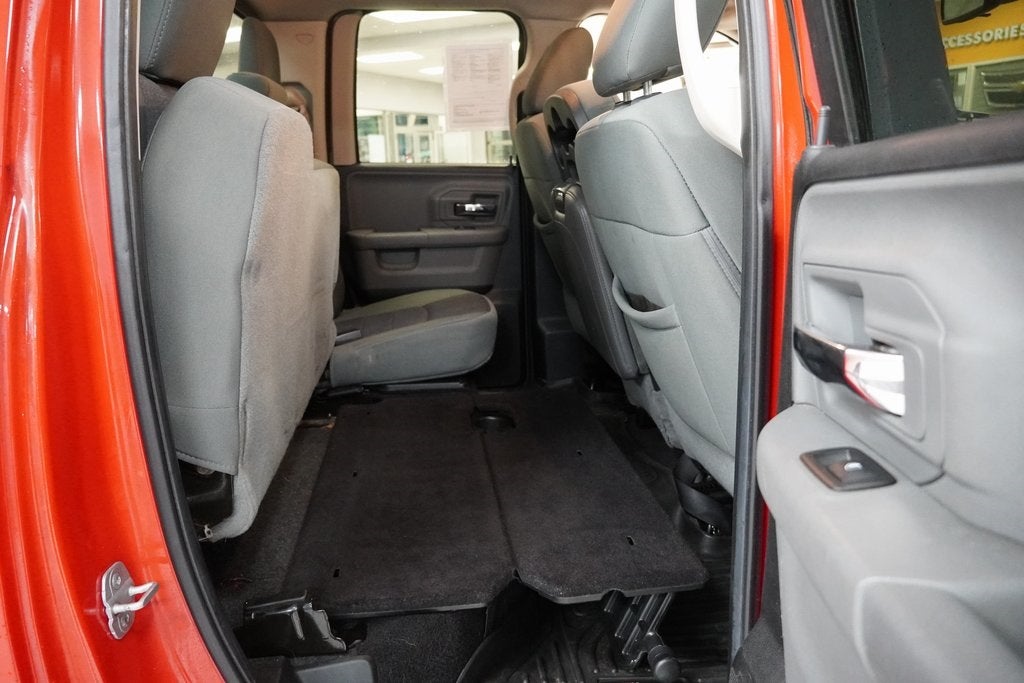 2014 RAM 1500 Big Horn 4X4 5.7L HEMI V8