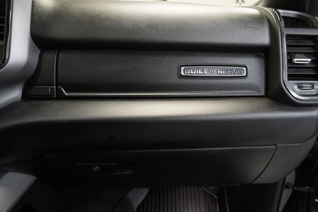 2020 RAM 1500 Big Horn/Lone Star CREW CAB 4X4