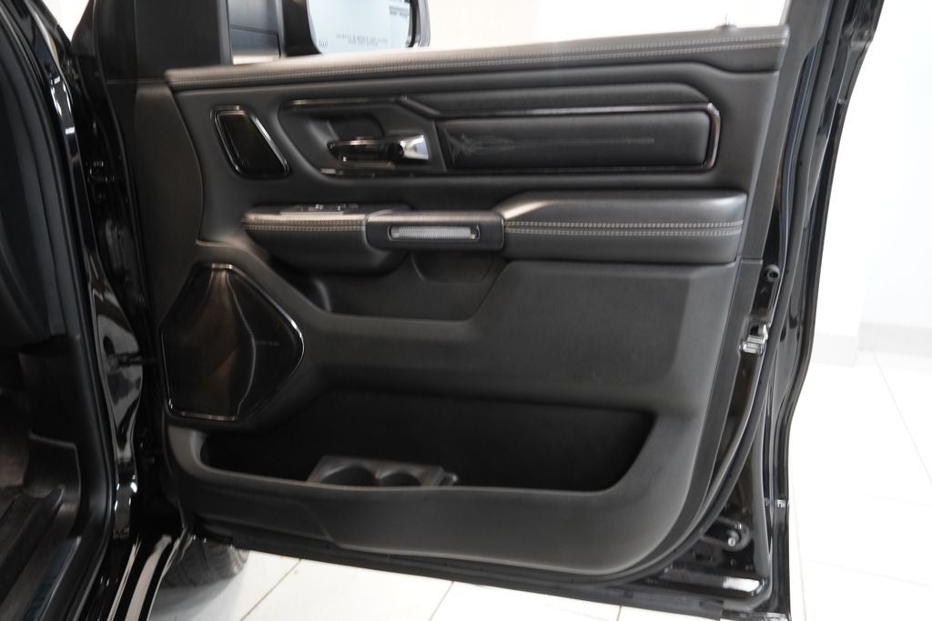 2023 RAM 1500 Limited CREW CAB 4WD