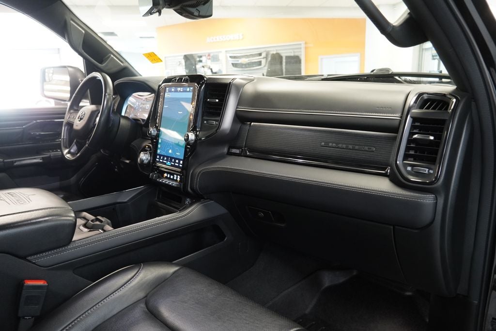 2023 RAM 1500 Limited CREW CAB 4WD