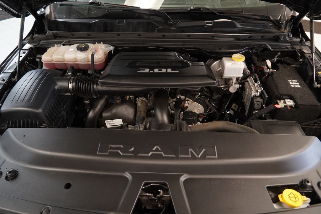 2023 RAM 1500 Limited CREW CAB 4WD