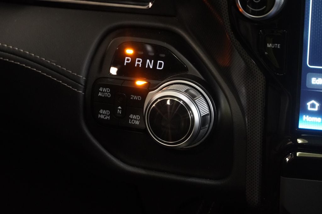 2022 RAM 1500 Limited CREW CAB 4X4