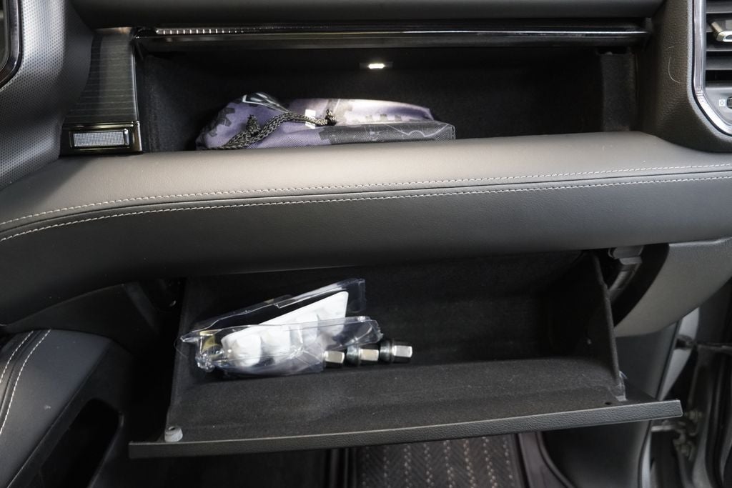 2022 RAM 1500 Limited CREW CAB 4X4
